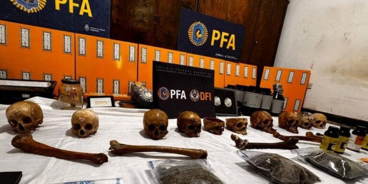 Detuvieron al jefe de Antidrogas de la Policía Federal en Córdoba por peculado y robo de dinero