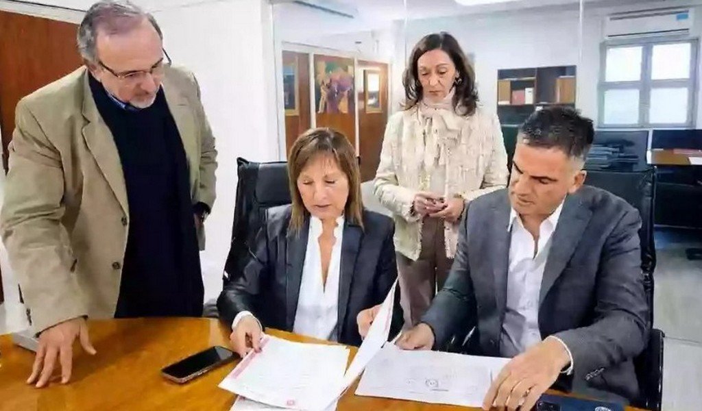 Tres empresas radicadas en parques industriales salteños obtuvieron la escrituración de sus predios