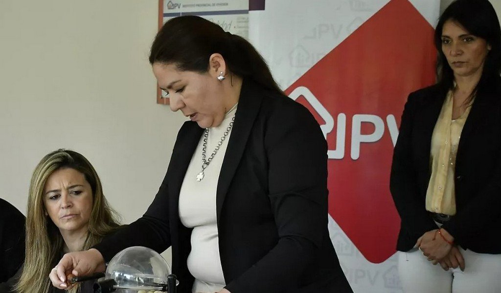 El IPV sorteó las primeras ubicaciones de las viviendas del plan Casa Propia con Ahorro Previo en Salta Capital