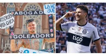 Es goleador de Primera División y ahora se recibió de abogado